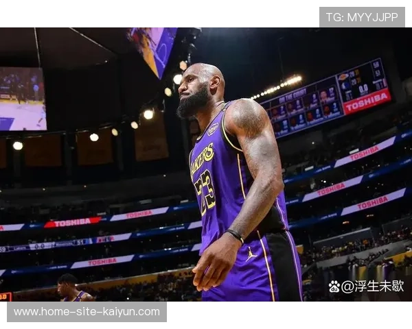 湖人进攻效率位列中游，詹姆斯浓眉挡拆配合效率与空间问题并存